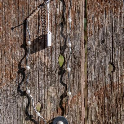 Collier ardoise et nacre de bénitier